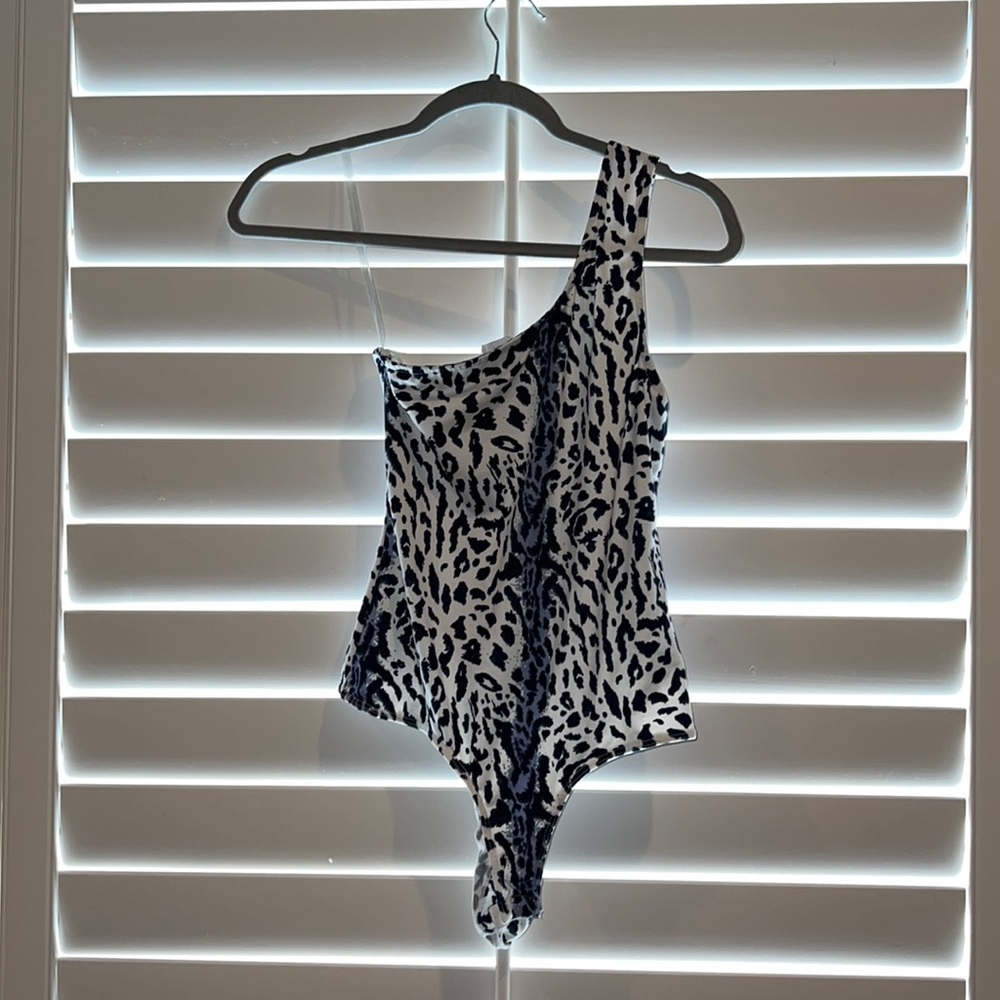 Black white and purple leopard print Le Lis one shoulder bodysuit